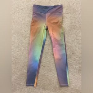 NWT Momo B rainbow leggings, fits 8-10
